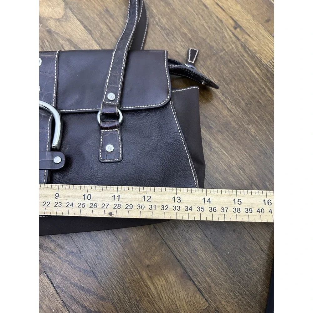 Franco Sarto brown leather shoulder bag Silver Buckle Croc Embossed Y2K Med Size
